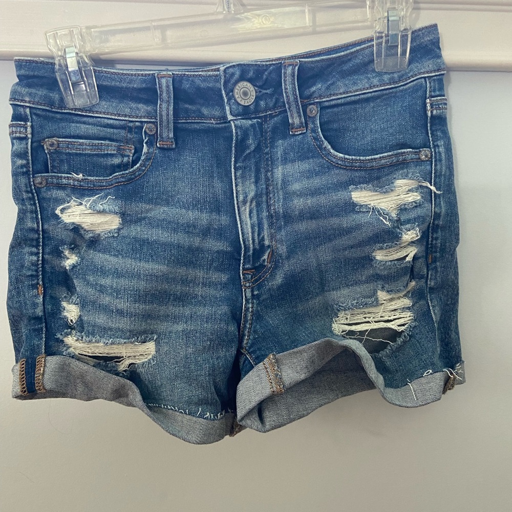 American eagle ripped jean shorts